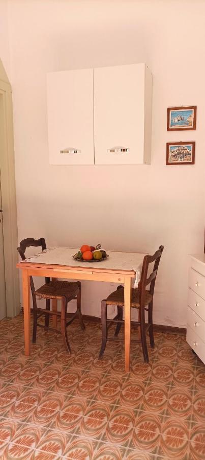 Sardegna, Torre Grande, La Camera Chiara Q2749 Hotel ภายนอก รูปภาพ